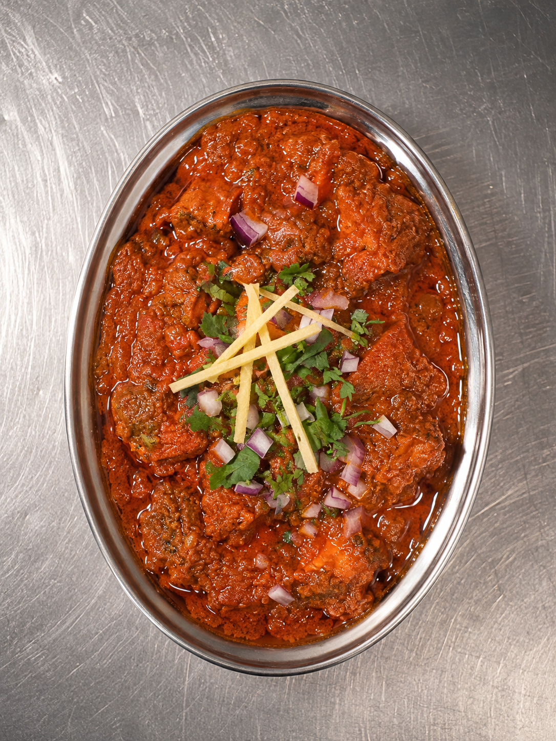Kukhura Tikka Masala — nepalilainen annos, Ravintola Gurkhali Forssa